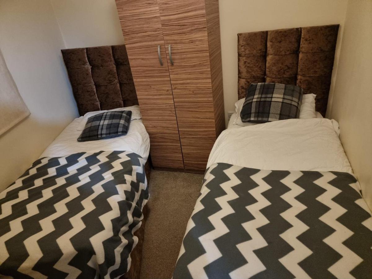 Long Stay Accomodation 첼름스퍼드 외부 사진